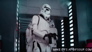 stormtrooper-hits-head-o